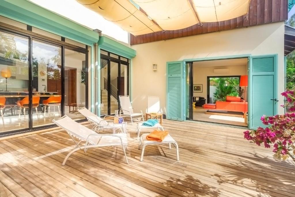 La Musarde, magnifique villa avec piscine chauffée à deux pas de la plage de Boucan Canot photo 2