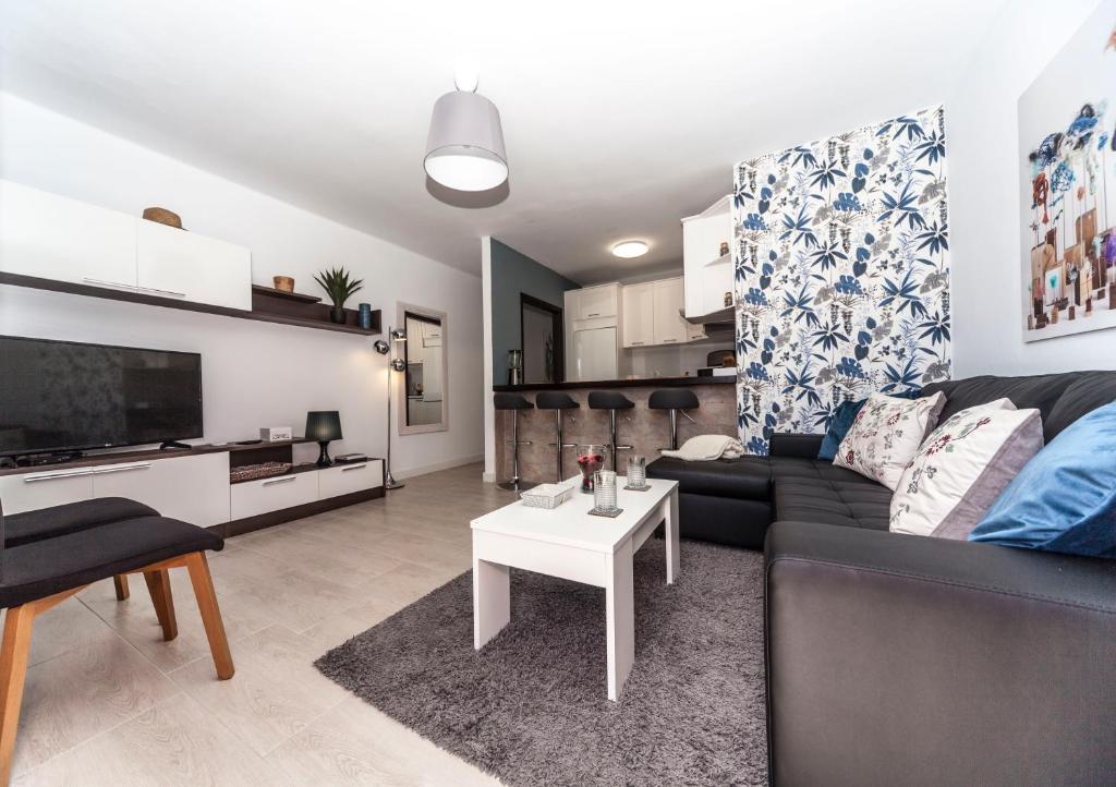 Luxury Beach Apartments II photo 4