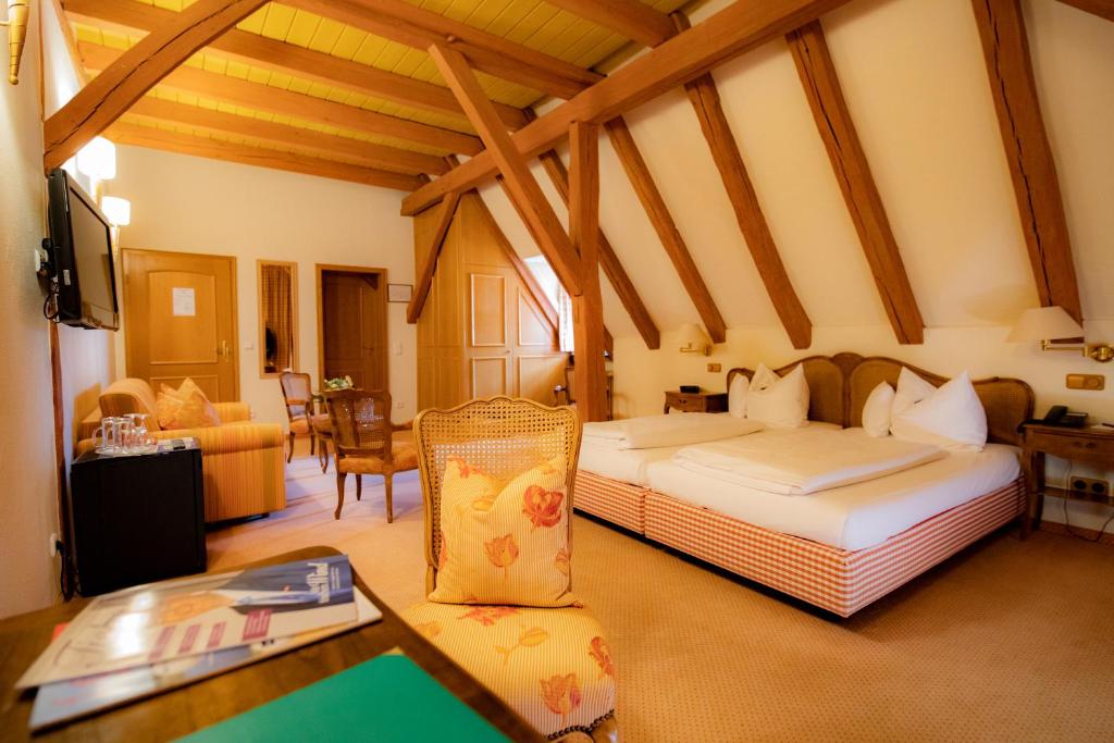 Landhotel der Schafhof Amorbach photo 2