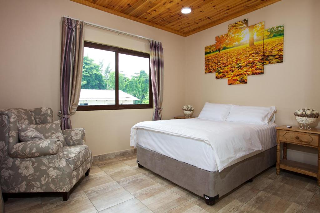 Stone Self Catering Apartment photo 2