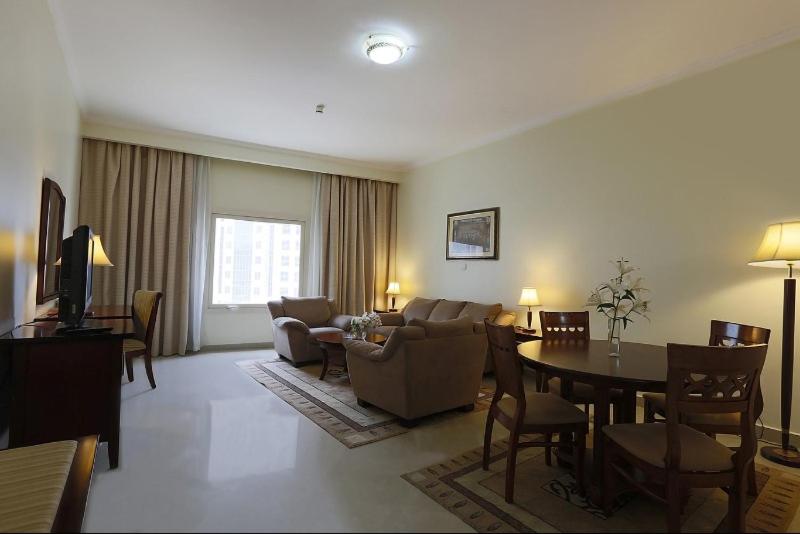 Апартаменты (Представительские апартаменты с 2 спальнями), Ezdan Hotel Doha