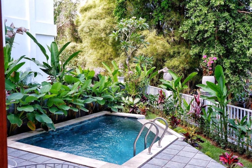 Сьюит (Люкс с собственным бассейном), The Sloth Bali