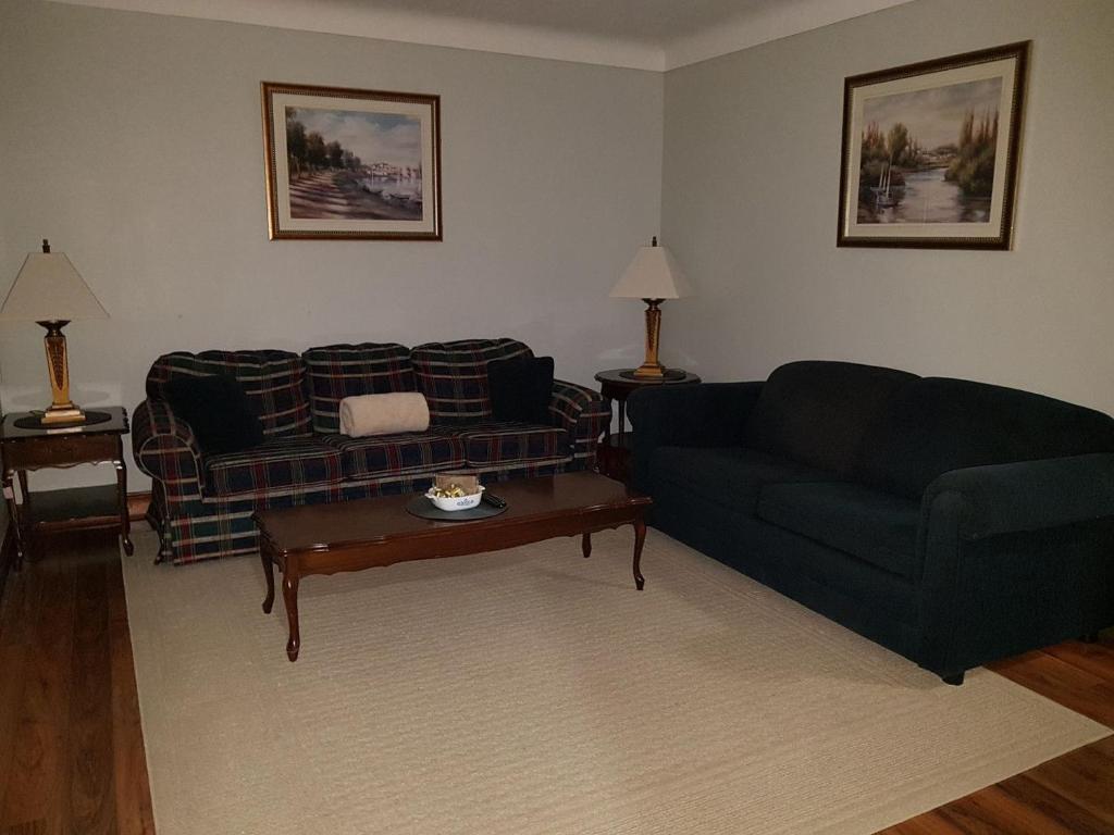 Sarnia's Man Cave welcomes you... Game ON! photo 3