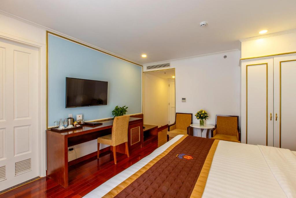 Huong Sen Annex Hotel