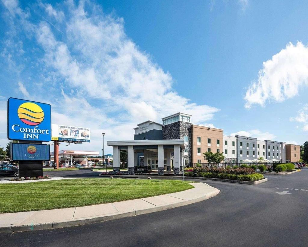 Comfort Inn Rehoboth Beach image