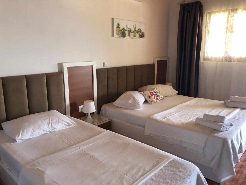 Hotel Riviera photo 2