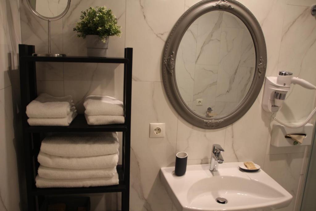 Margis Hotel & SPA photo 2