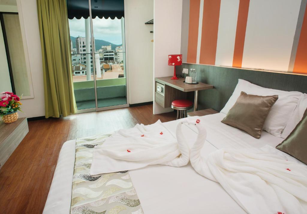 Студио (Номер-студио), Heliconia hotel