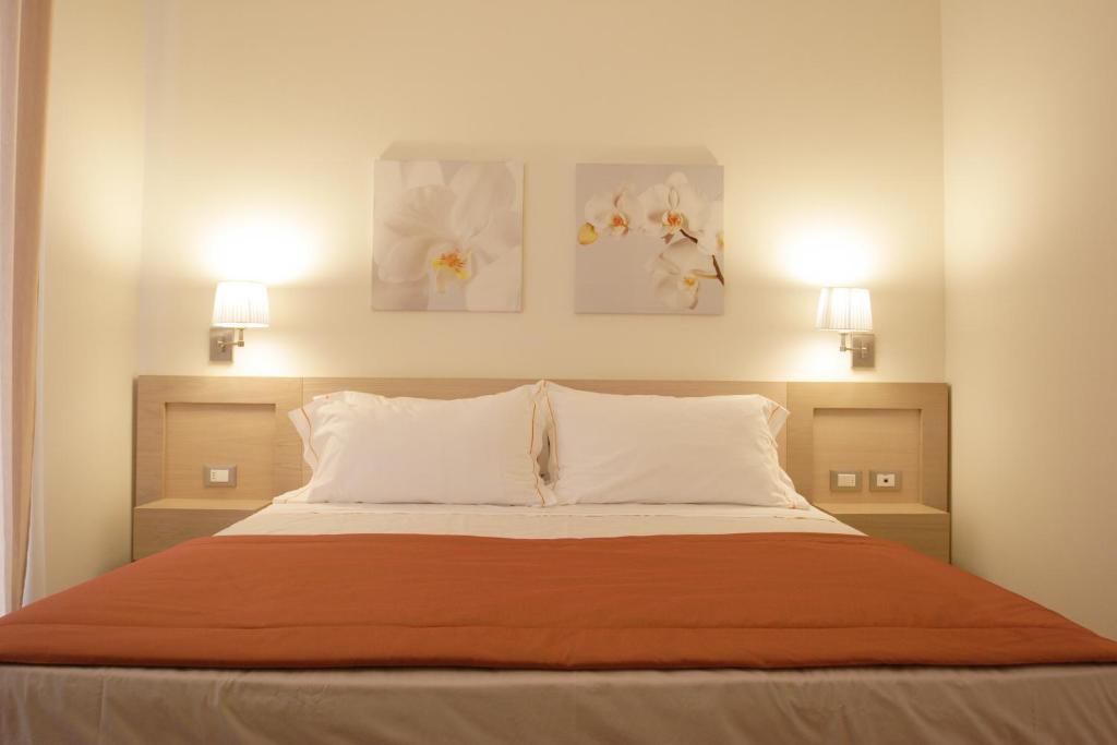 Le Rose Spa Hotel - Tap to explore photos