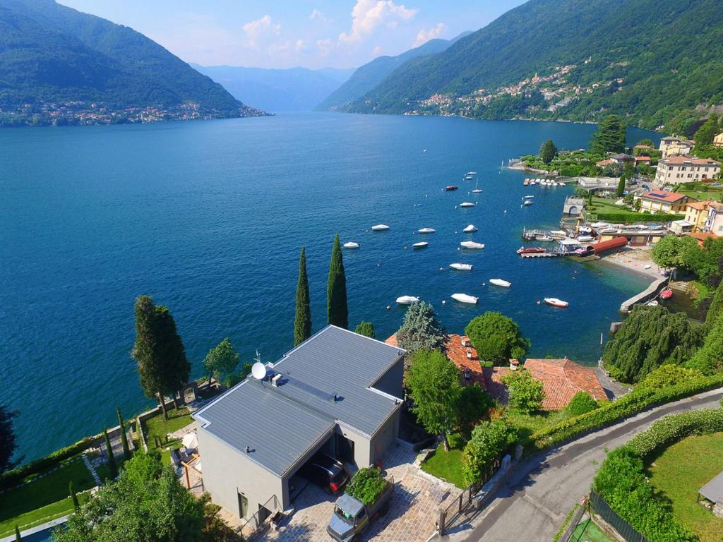 Villa Como Lake photo 2