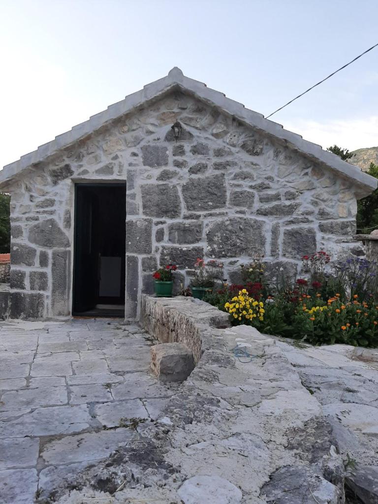 Ethno House Kosic photo 2