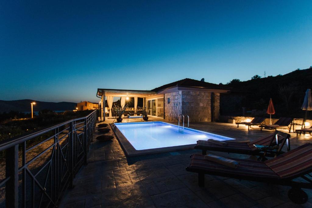 Capri House photo 4