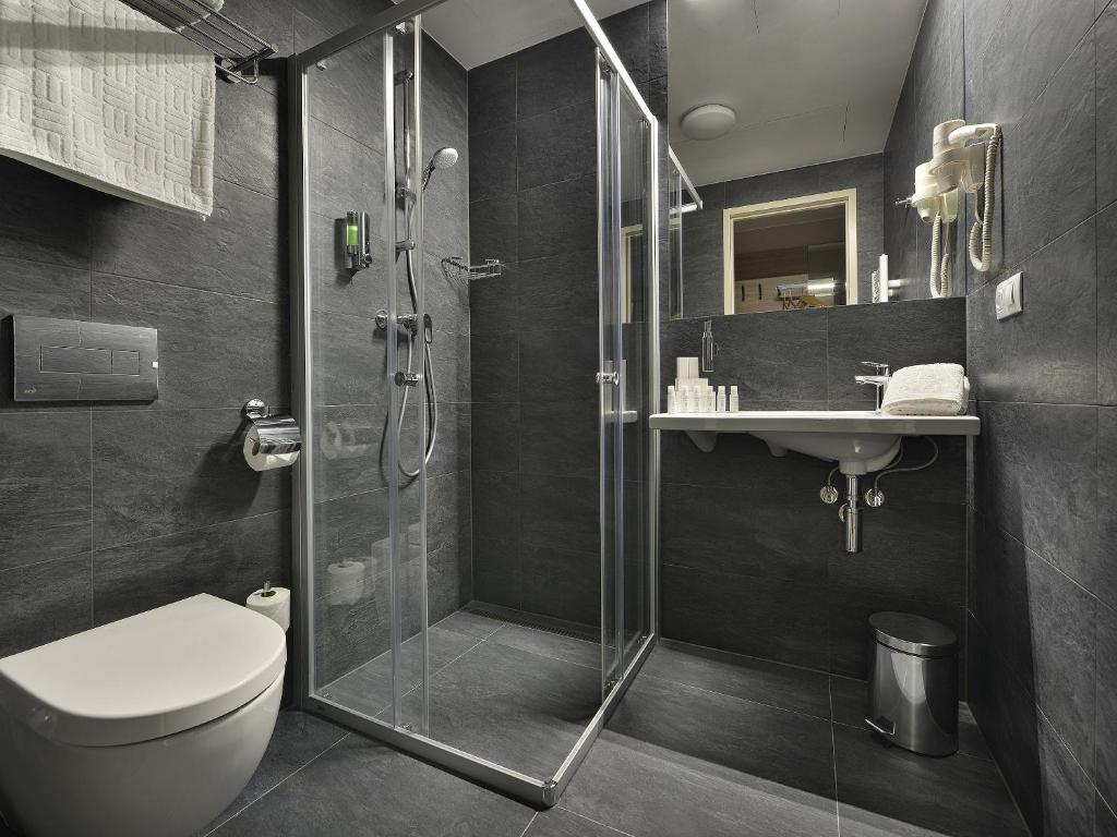 Одноместный (Одноместный номер с балконом), EA Hotel New Town