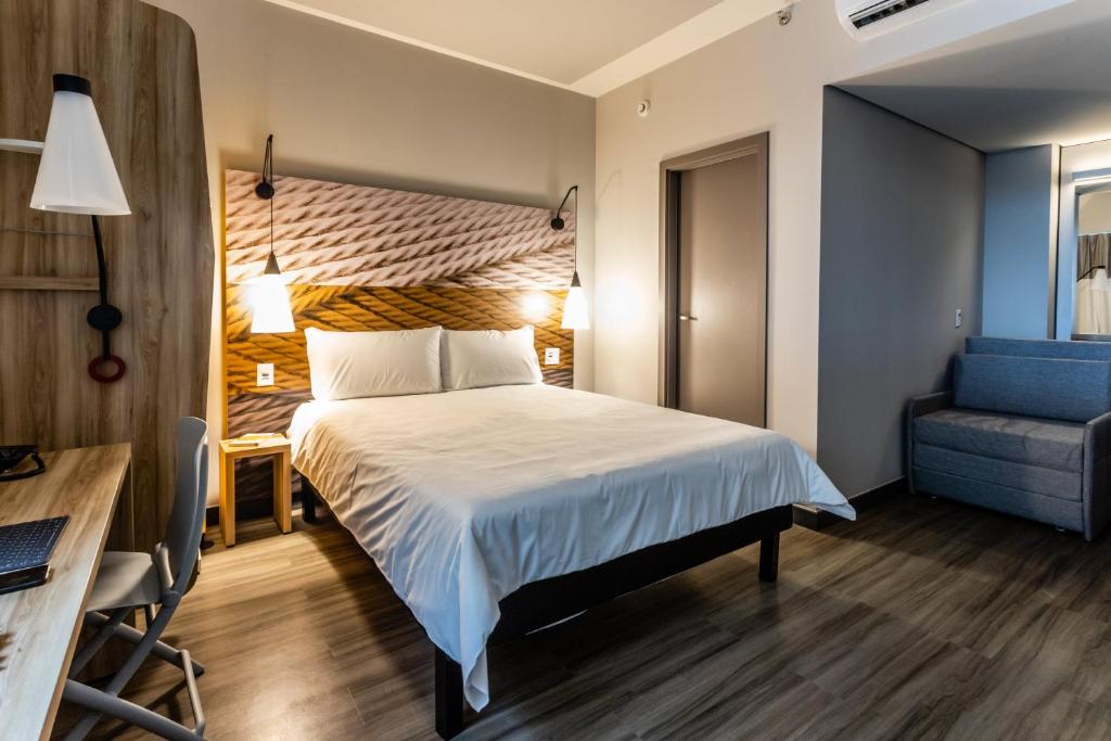 ibis Palmas Avenida JK photo 1