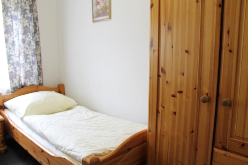 Двухместный (Двухместный номер с 2 отдельными кроватями), Pension Locarno