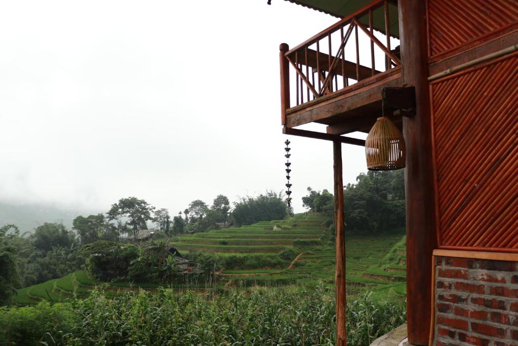 Indigo Snail Boutique Hmong Homestay