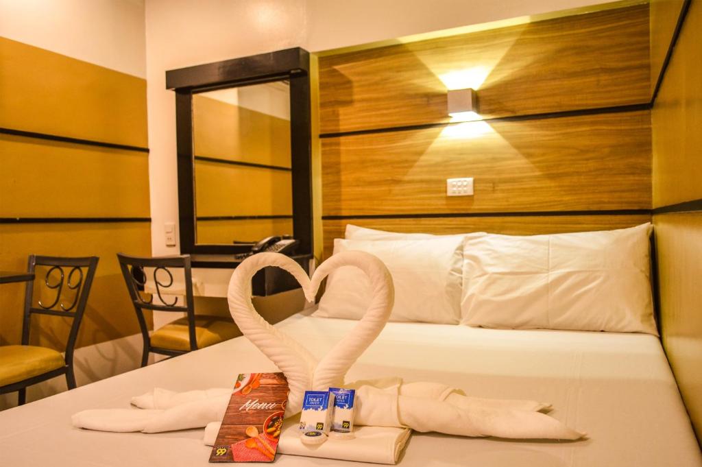 Двухместный (Бюджетный двухместный номер с 1 кроватью), Hotel 99 Cubao
