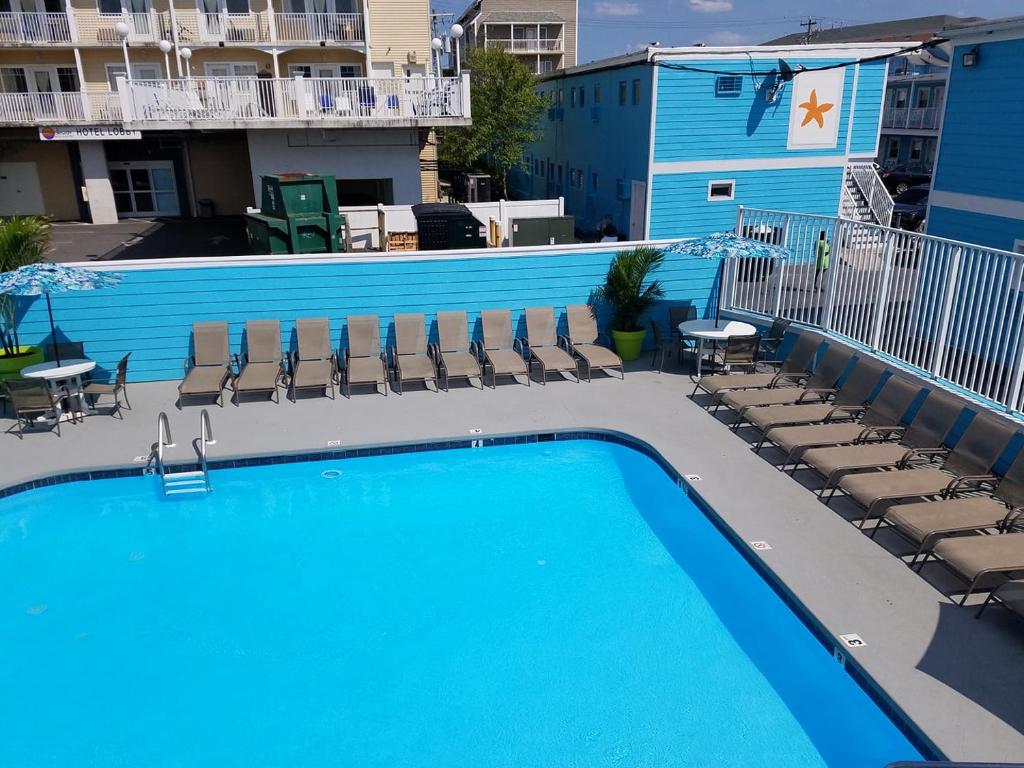 Madison Beach Motel photo 3