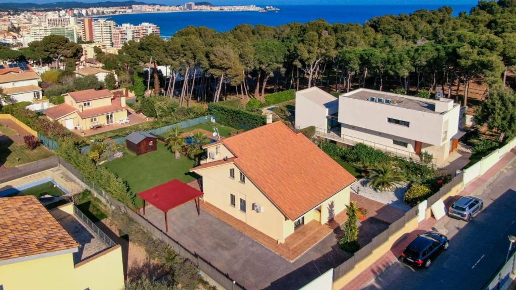 Luxury Villa near the Sea photo 2