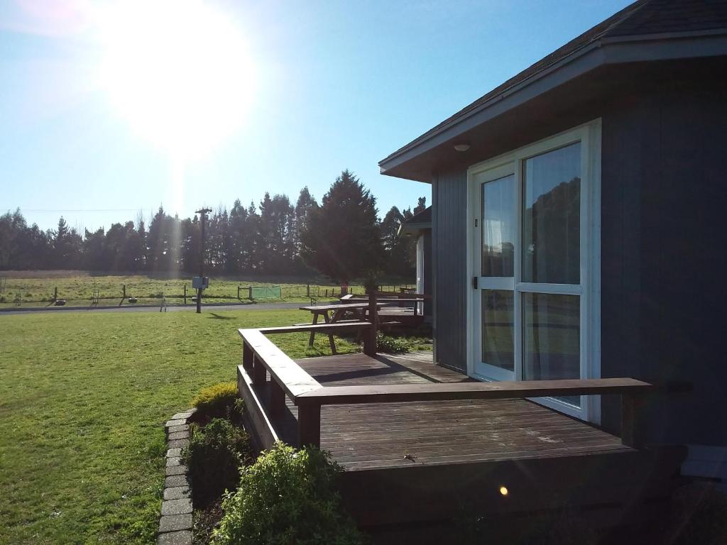 Pineacres Motel and Park photo 1