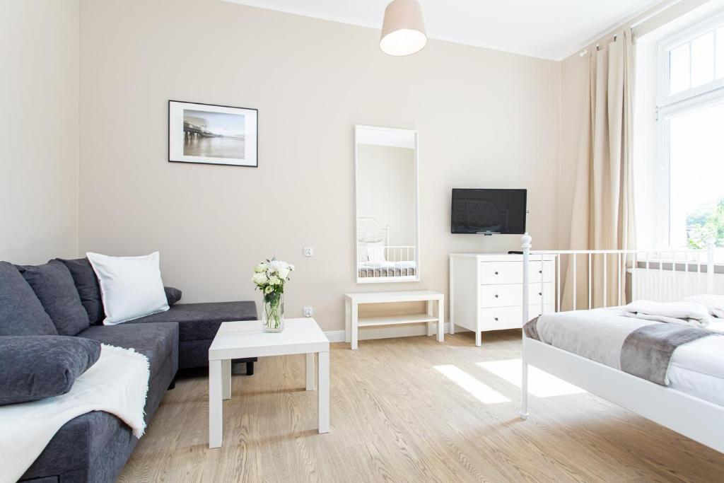 Четырехместный (Четырехместный номер с общей ванной комнатой), Riviera Rooms
