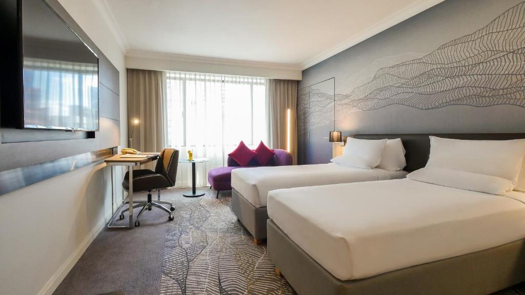 Двухместный (Двухместный номер Делюкс с 2 отдельными кроватями), Novotel Kuala Lumpur City Centre