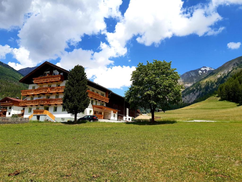 Bergerhof photo 1