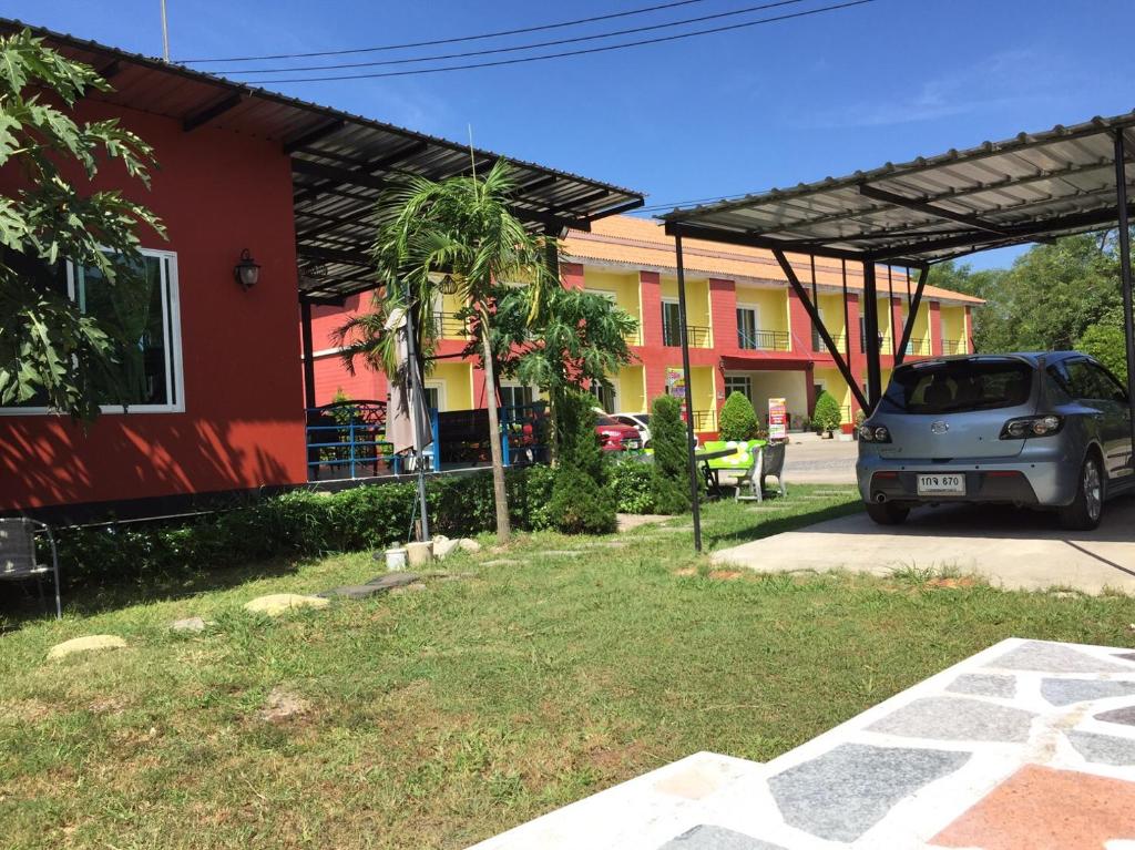 Greenfield Residence photo 3