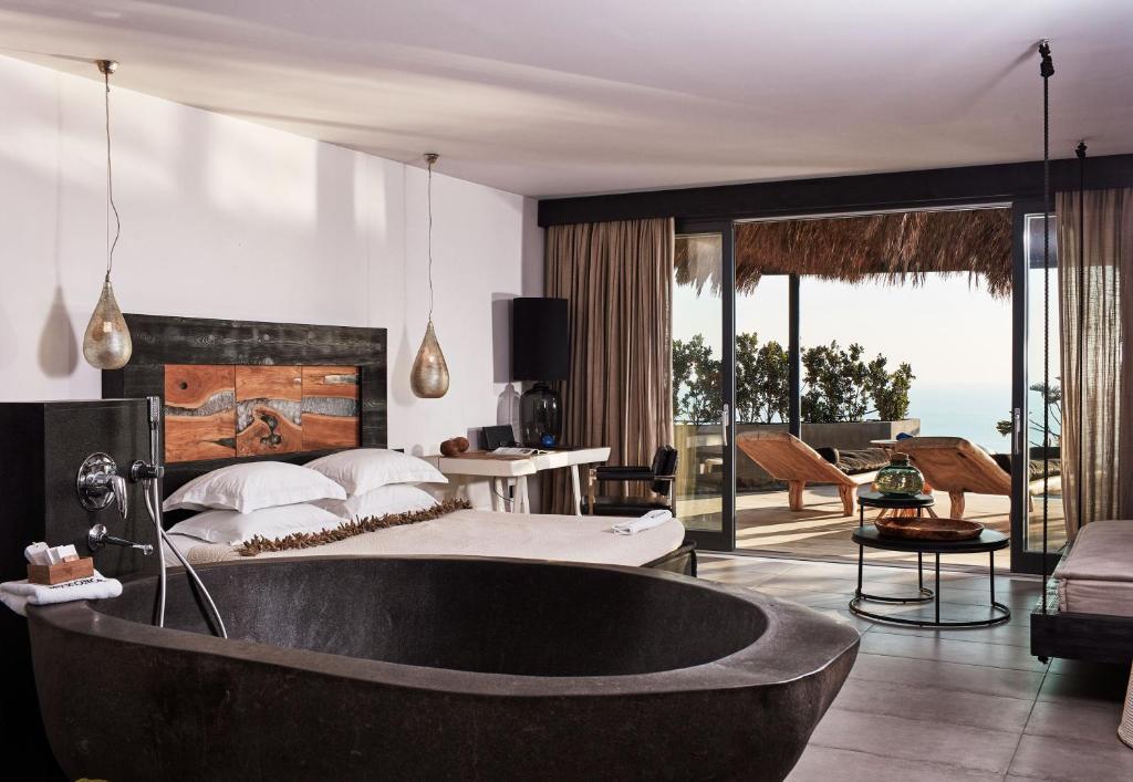 Myconian Utopia Relais & Chateaux photo 1