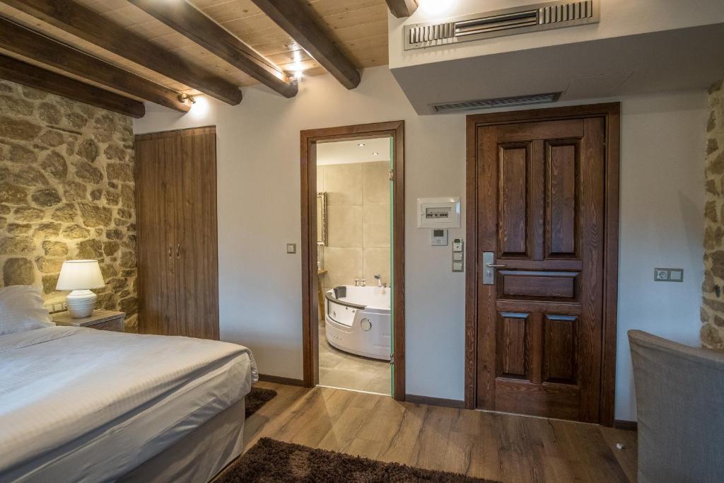 Hotel Arhontiko Vourloka photo 3