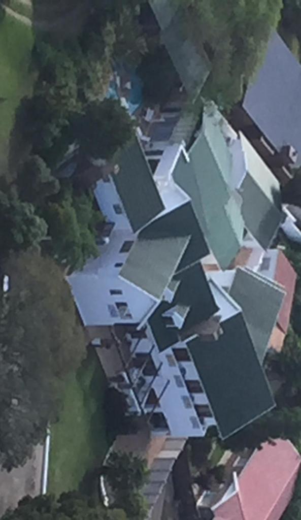A White House Guest House photo 3