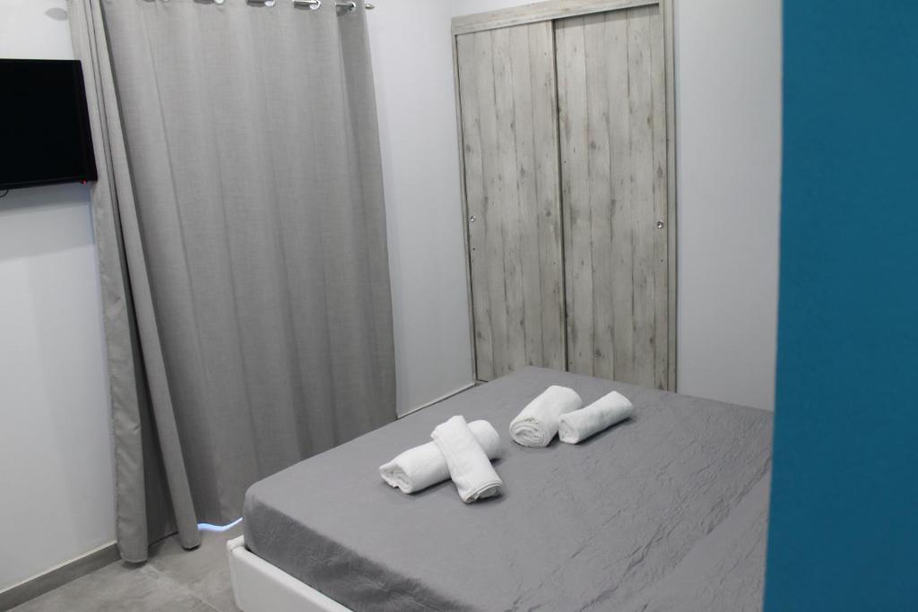 Двухместный (Двухместный номер Делюкс с 1 кроватью и видом на море), Olive Luxury Rooms