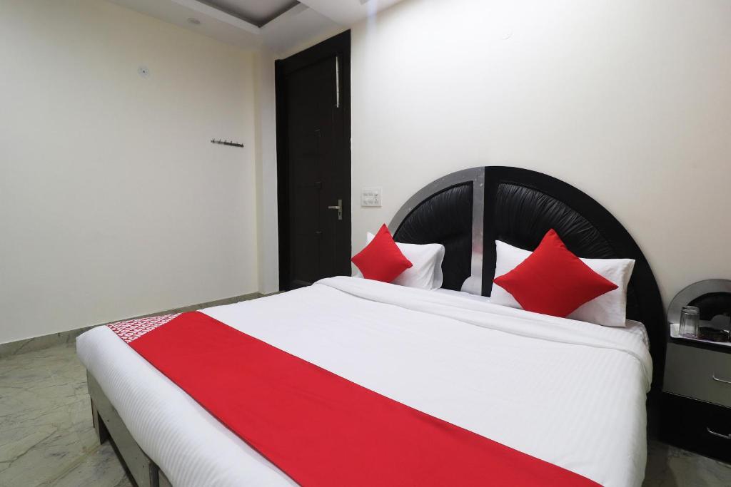 Трехместный (Классический трехместный номер), OYO 43033 Superb Stay