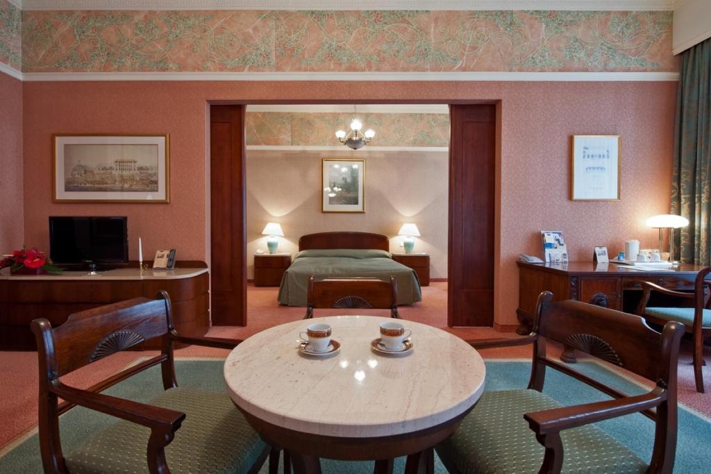Апартаменты (Апартаменты Делюкс), Grand Hotel