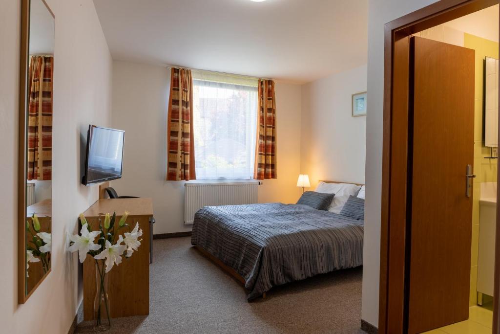 Hotel Kanarek Room Type - Double or Twin Room