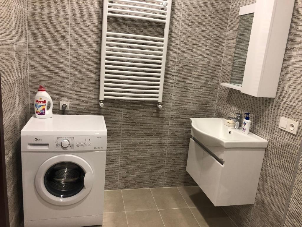 Modern Apartment photo 4