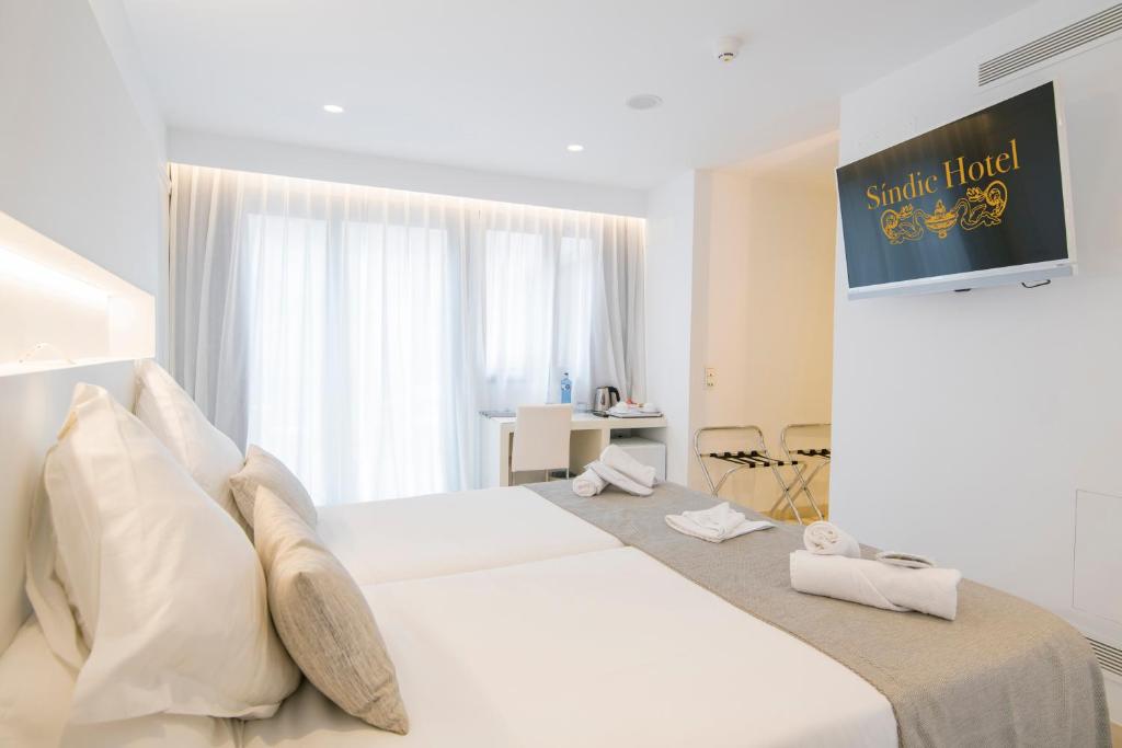 Sindic Hotel - Adults Only photo 3