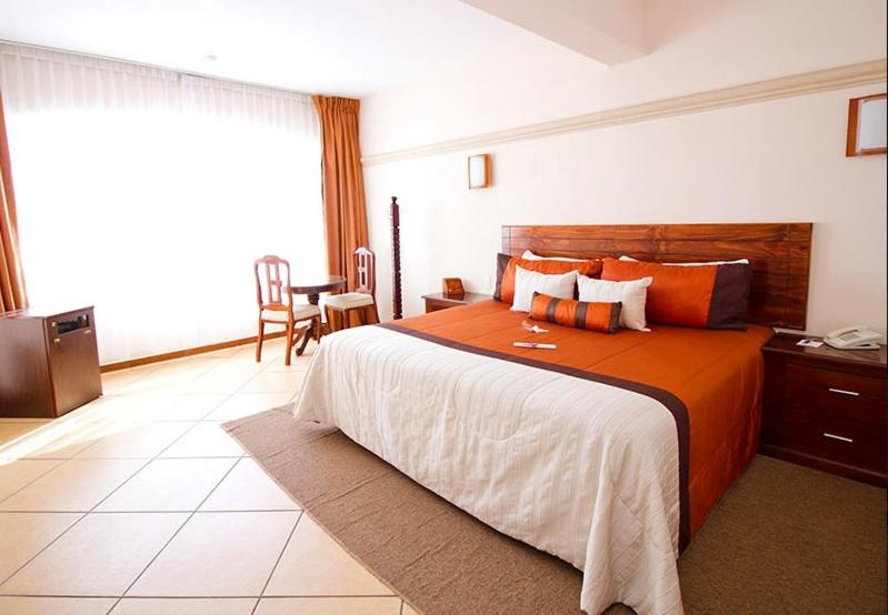 Hotel 9 Manantiales photo 3