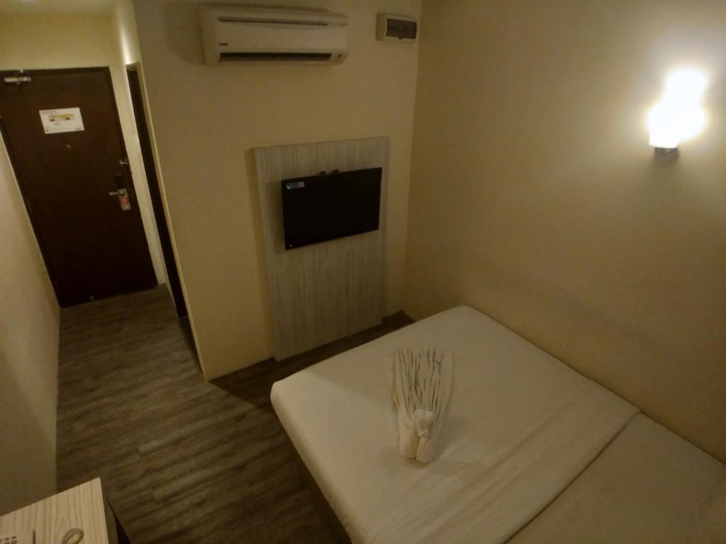 Двухместный (Улучшенный номер с кроватью размера «queen-size»), Hotel Westree KL Sentral