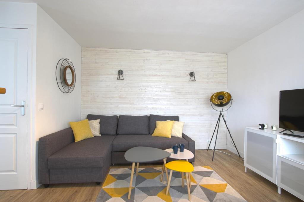 APPARTEMENT MODERNE A CAEN POUR 4 PERSONNES photo 2