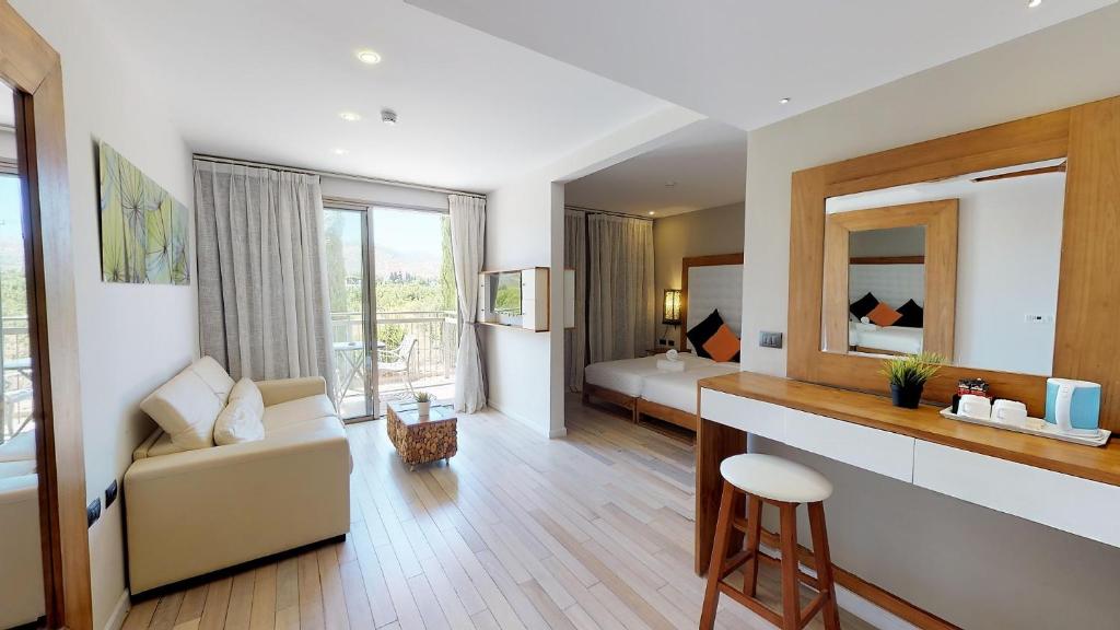 Yarden Estate Boutique Hotel photo 3