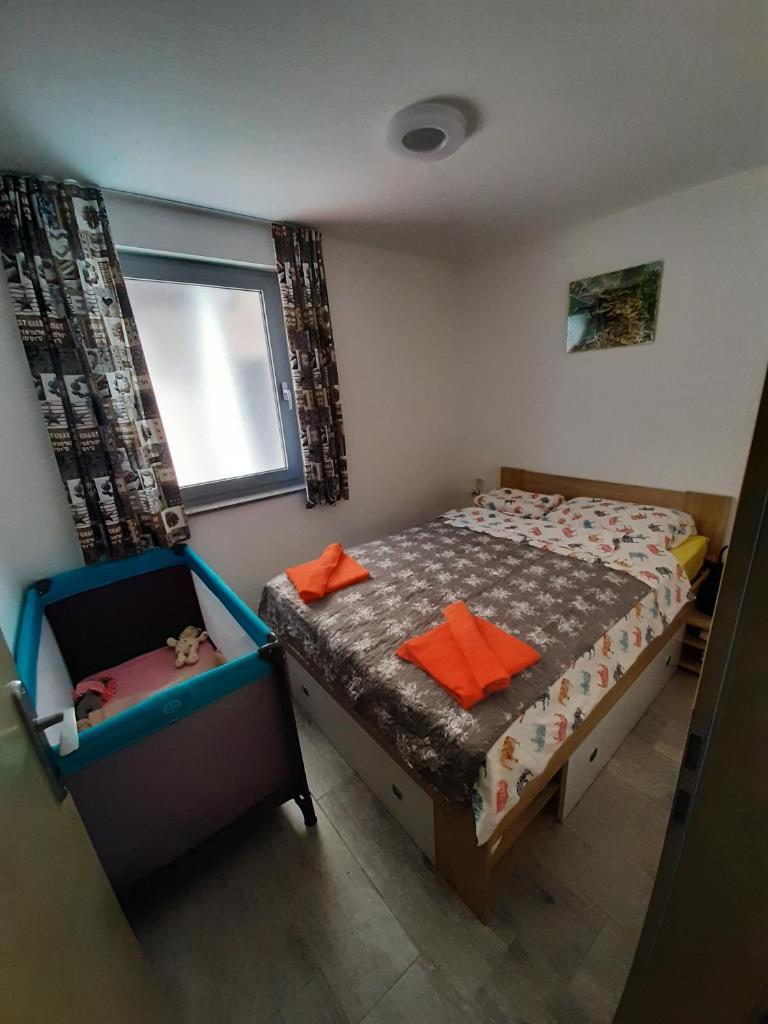 Sunrise Apartments photo 3