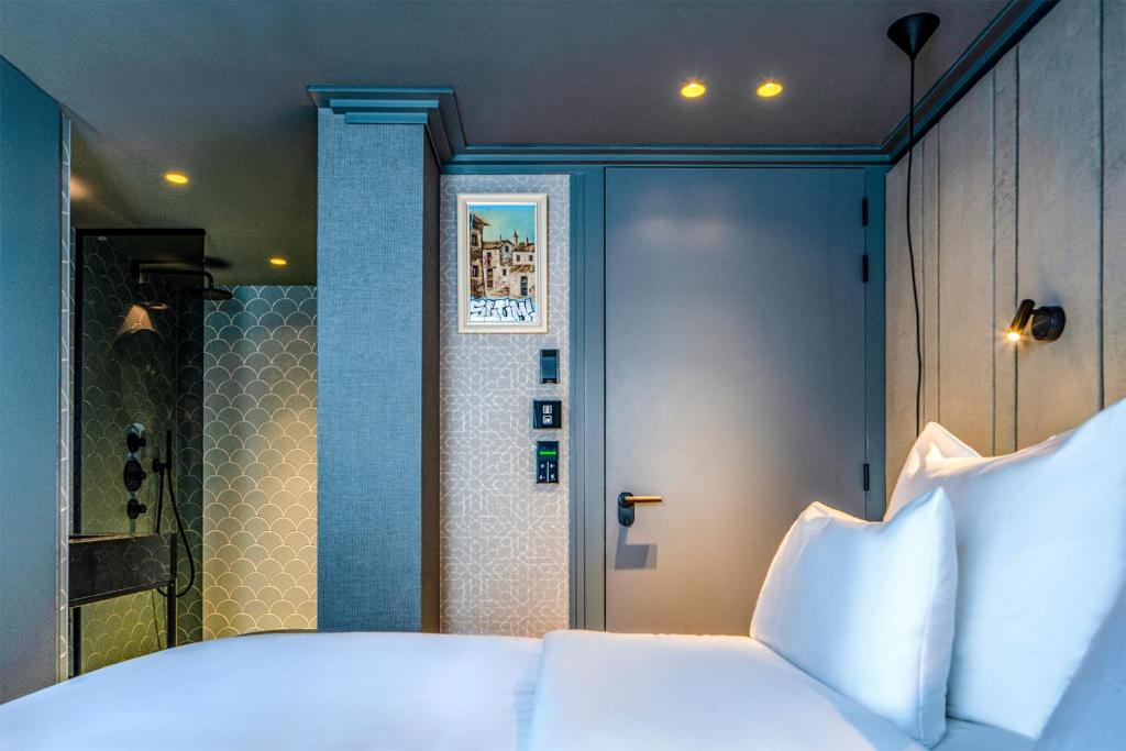 Двухместный (Небольшой двухместный номер с 1 кроватью), Hotel Citadel