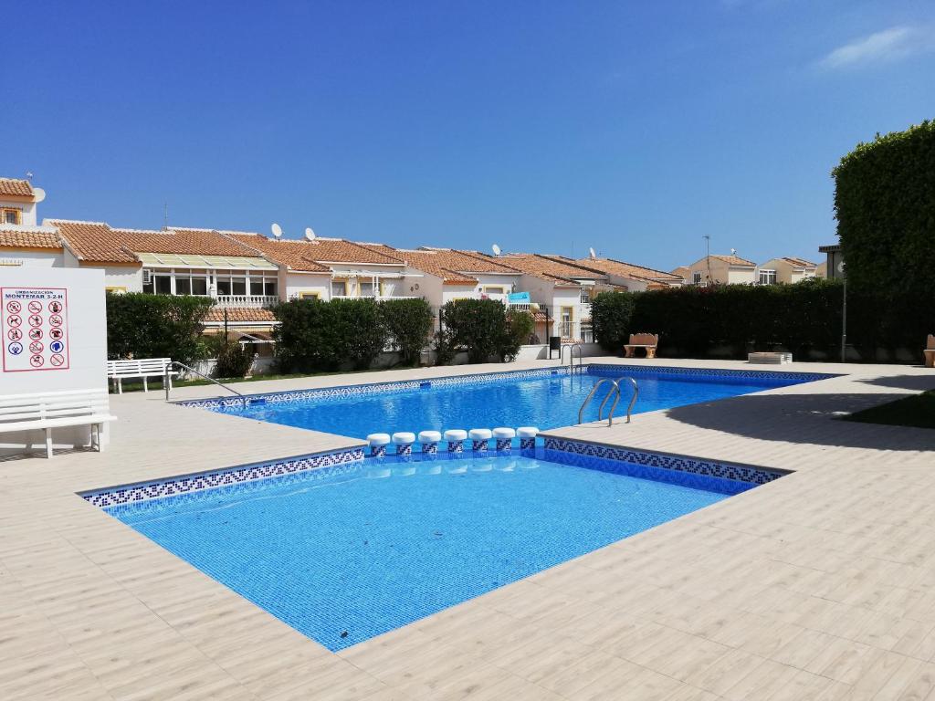 Estudio acogedor, cerca de la playa con piscina. photo 3