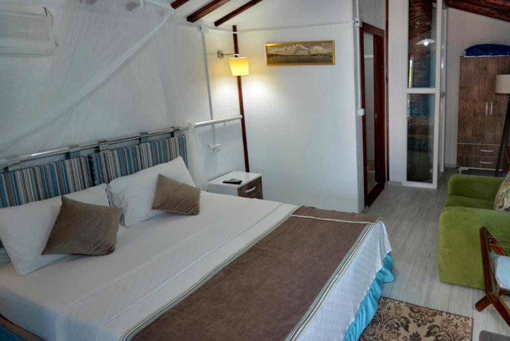 Blu Brezza Marine Hotel photo 3