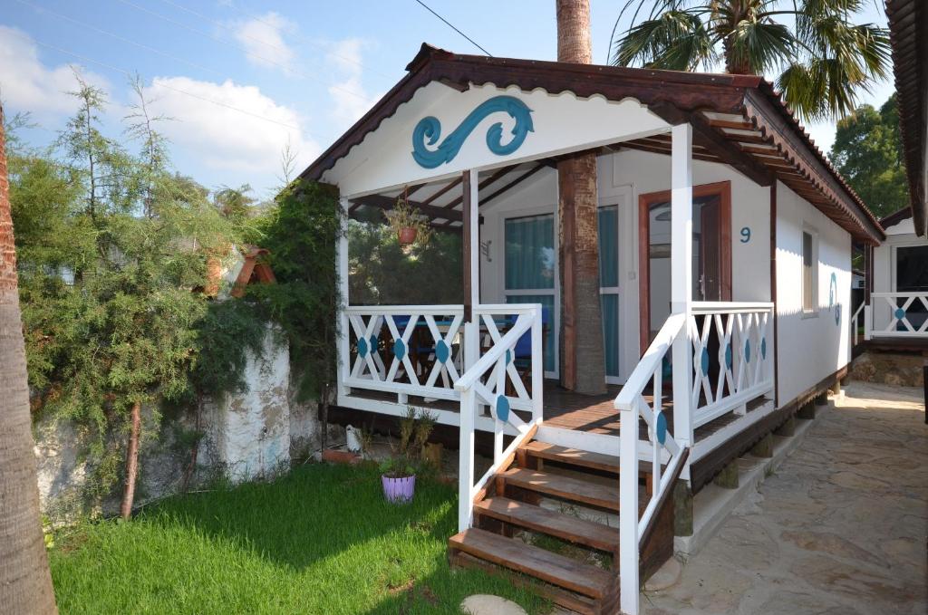 Blu Brezza Marine Hotel photo 1