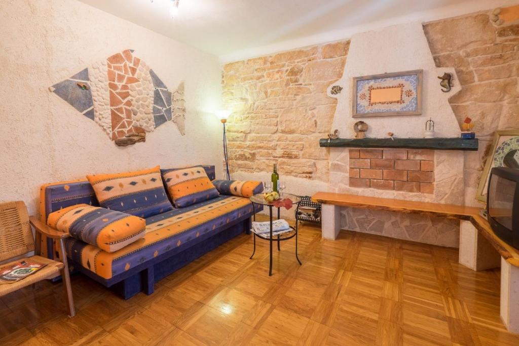 House Helena photo 3
