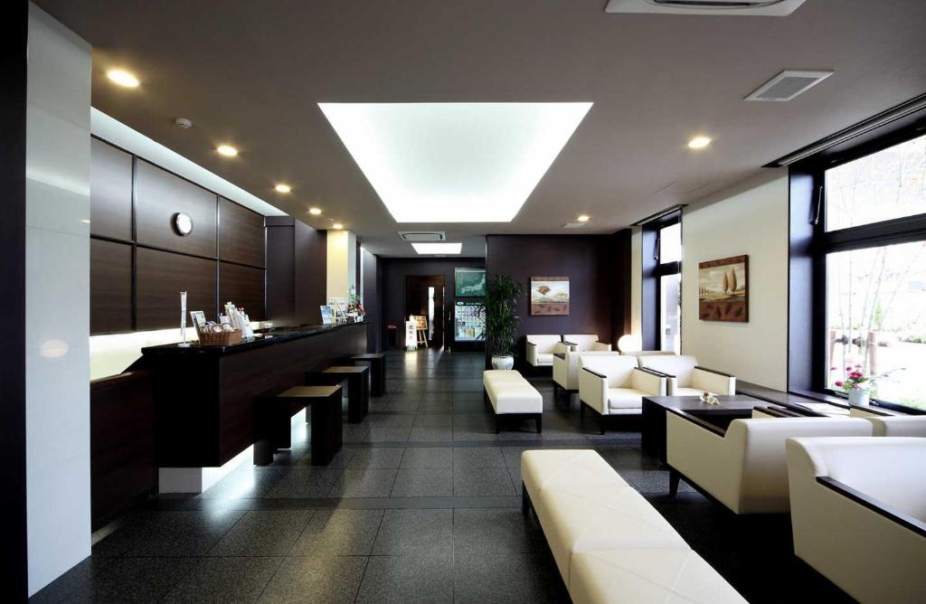 Hotel Route-Inn Niigata Nishi Inter photo 3