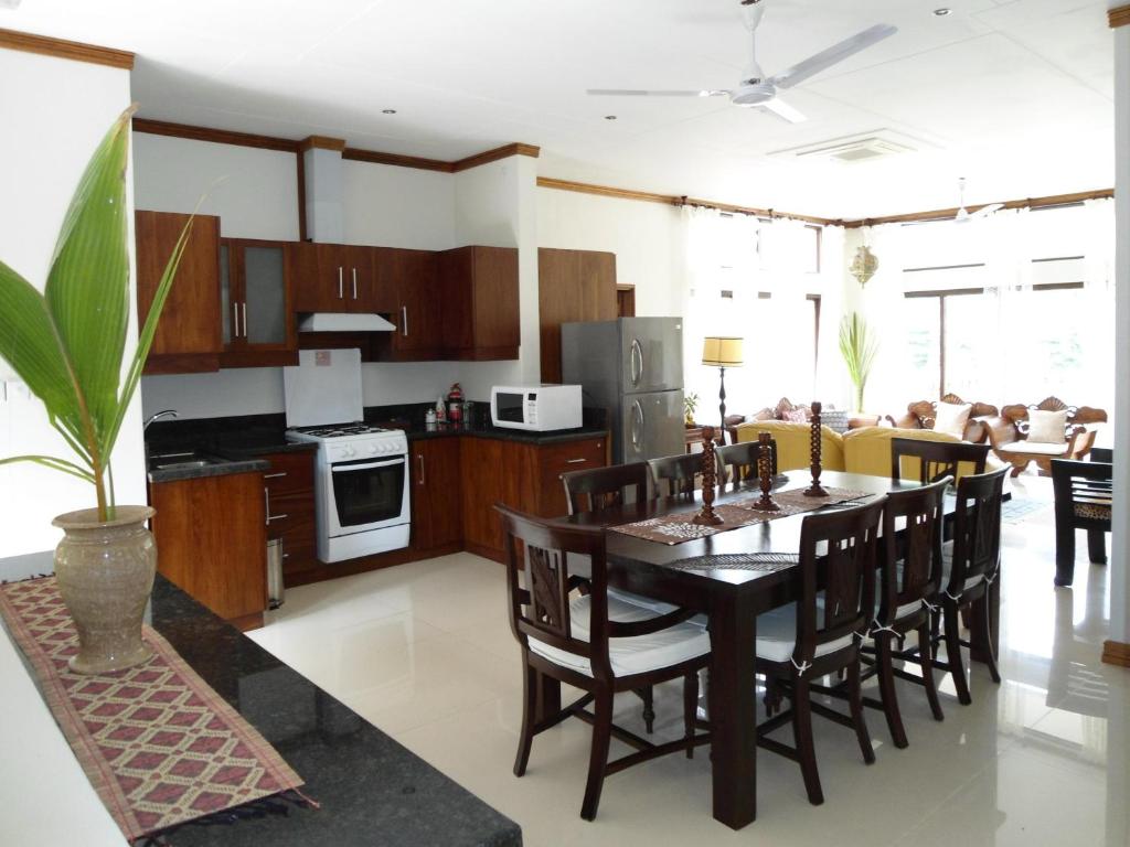 Апартаменты (Апартаменты с 3 спальнями), BayView Seychelles