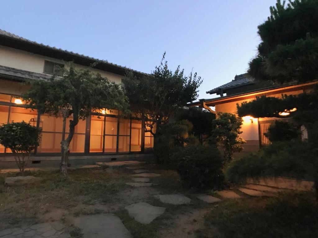 Setouchi Guest House Taiyo and Umi photo 1